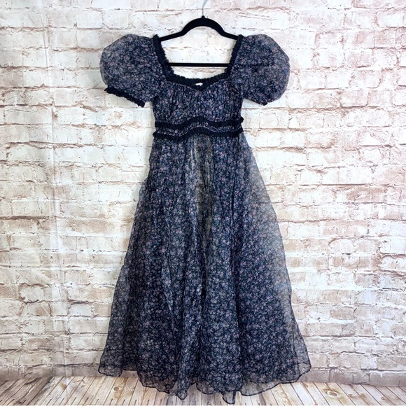 Selkie Dresses & Skirts - Selkie The Garden Song Boudoir Dress in Black Floral Size XS